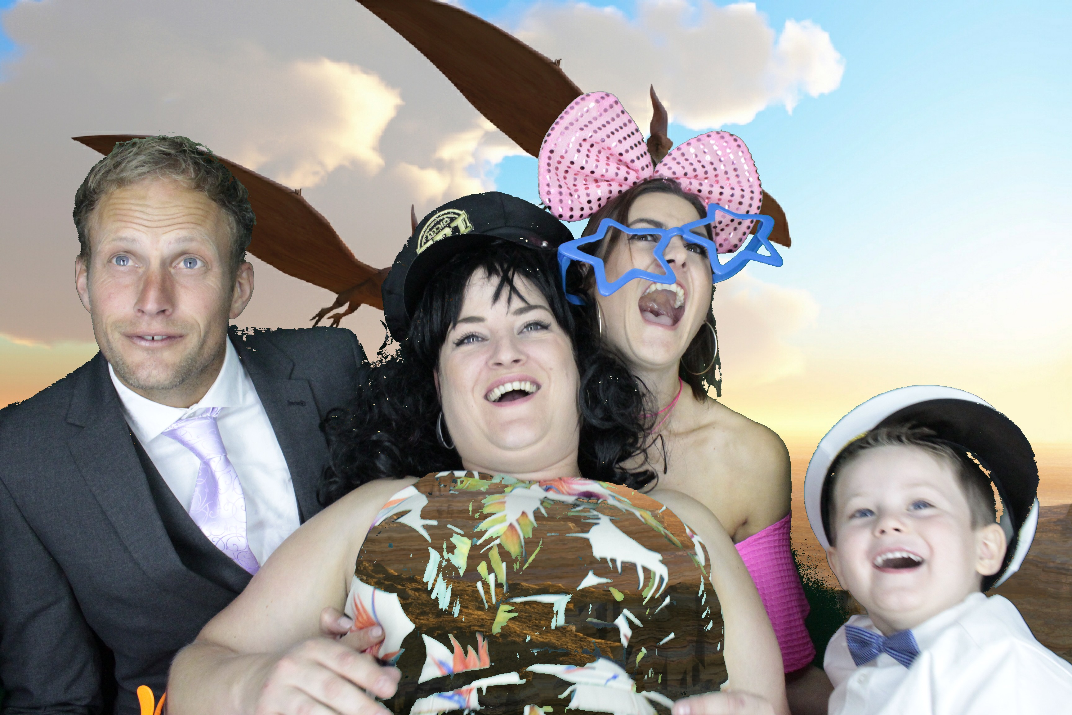 Katie and Jons Wedding | View more photos from the event at gallery.myphotoboothexperience.co.uk/u/MyPhotoBoothExperienceLtd/Katie-and-Jons-Wedding